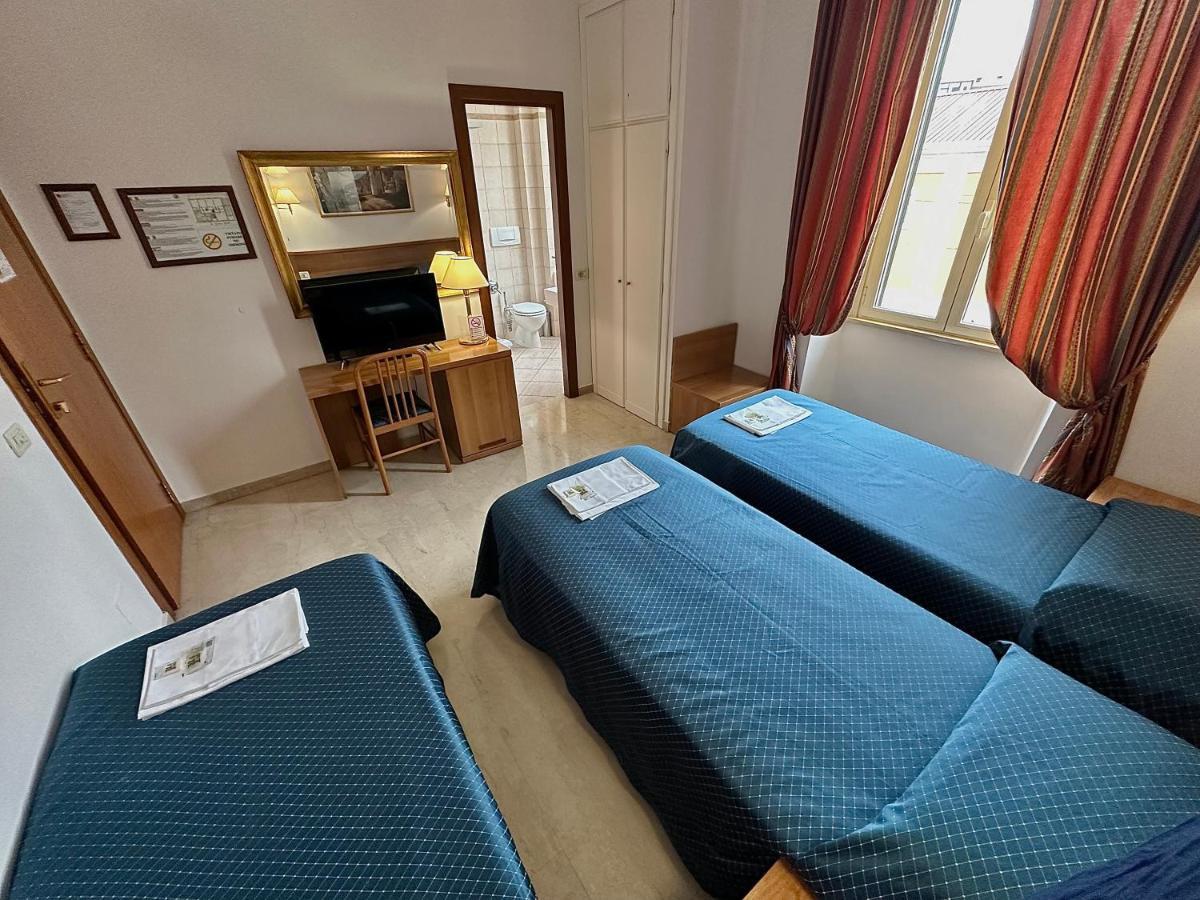 Hotel Principe Di Piemonte Рим Екстериор снимка