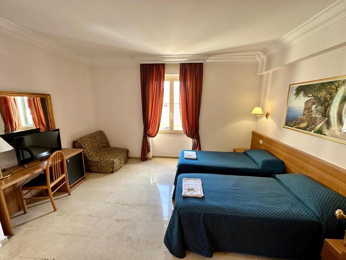 Hotel Principe Di Piemonte Рим Екстериор снимка