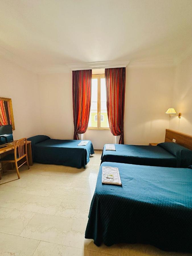 Hotel Principe Di Piemonte Рим Екстериор снимка