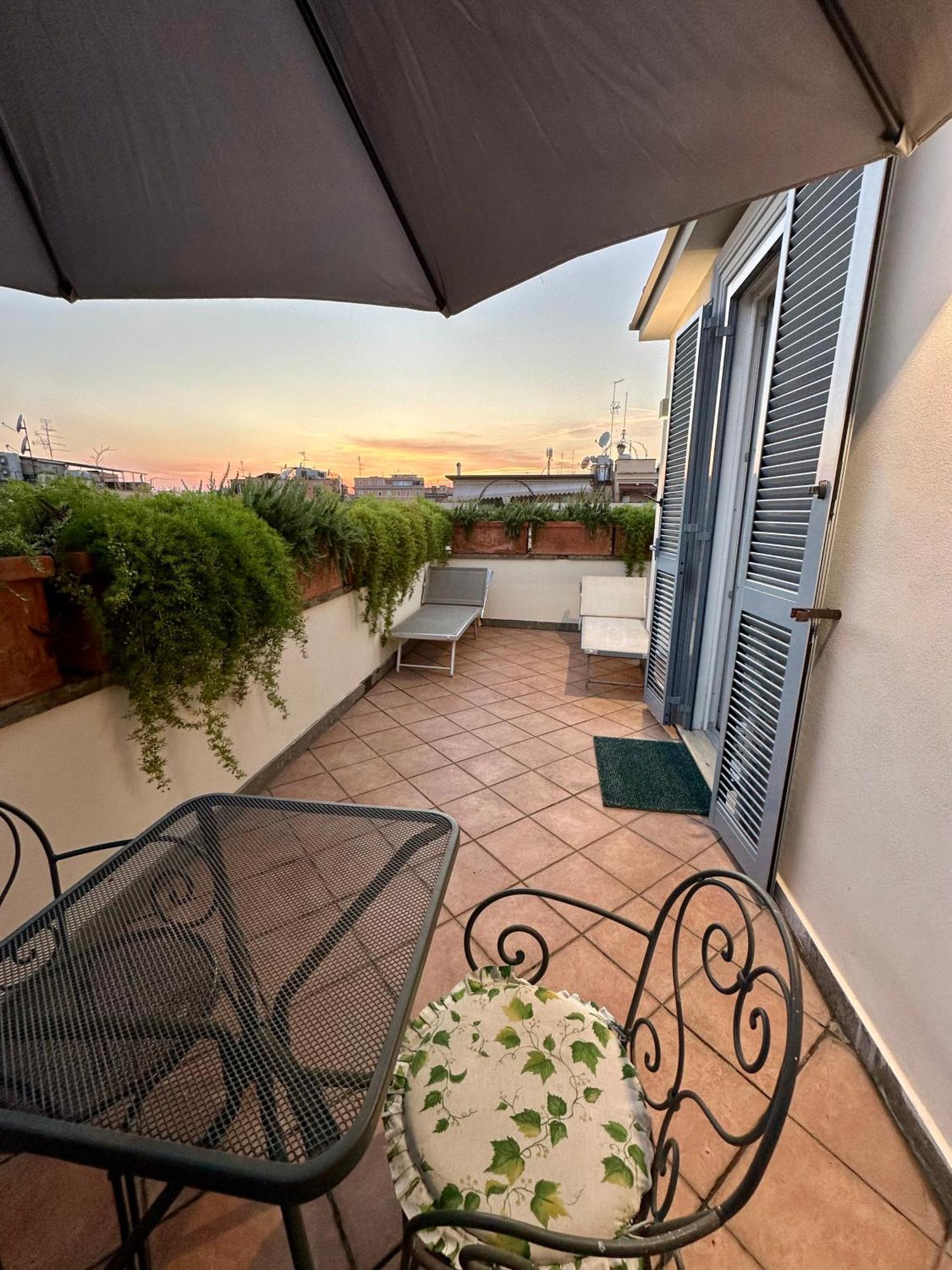 Hotel Principe Di Piemonte Рим Екстериор снимка