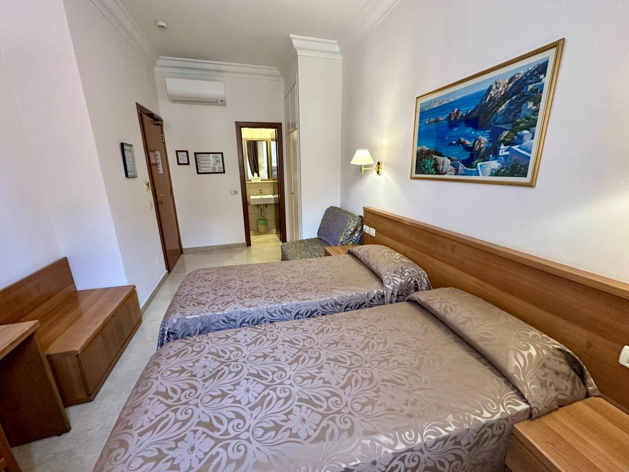 Hotel Principe Di Piemonte Рим Екстериор снимка
